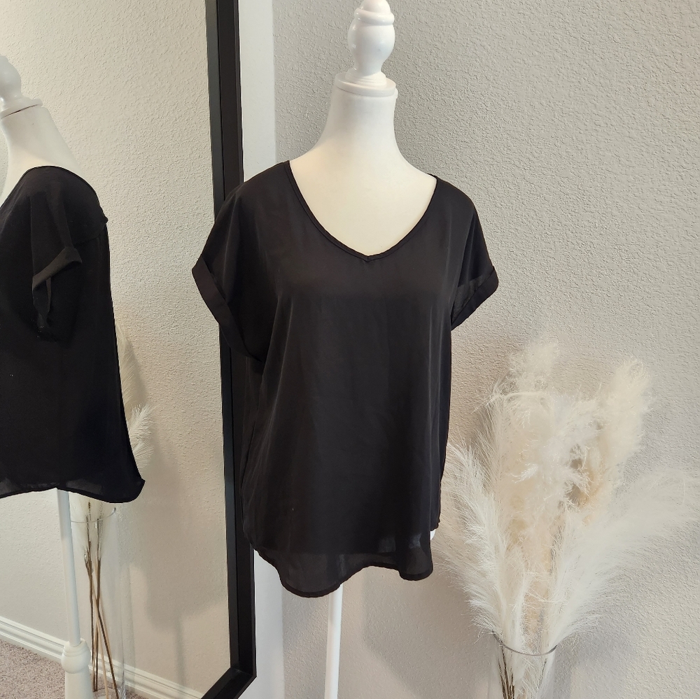 EYESHADOW Short Sleeve Black Blouse With Back Detail